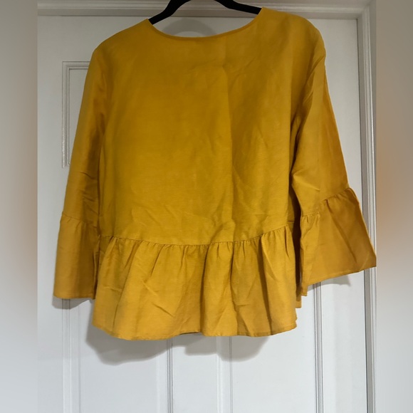 Peplum linen blend top - Picture 3 of 5